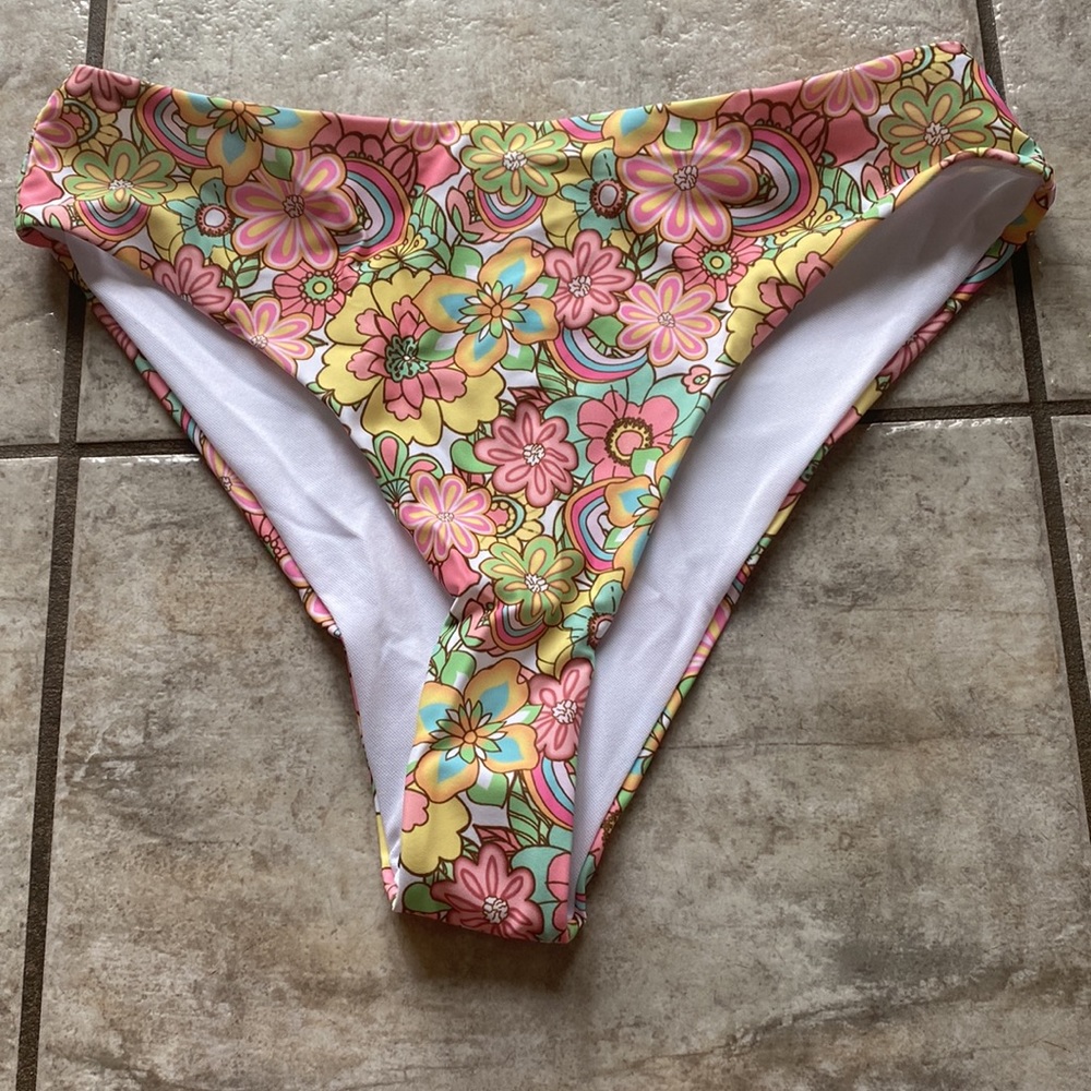 ✨NEW 👙✨ - Picture 6 of 9